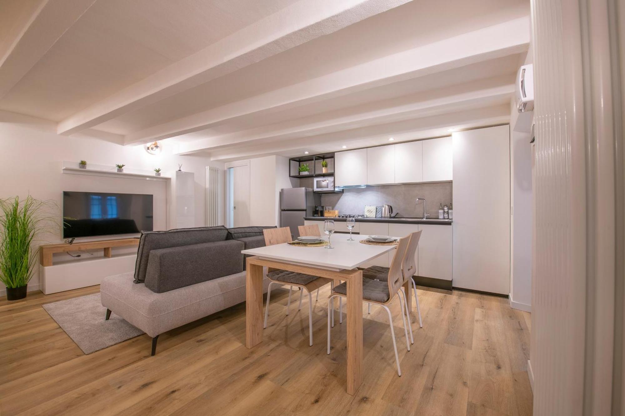 Borsarihouse Wifi & Smarttv Lägenhet Verona Exteriör bild