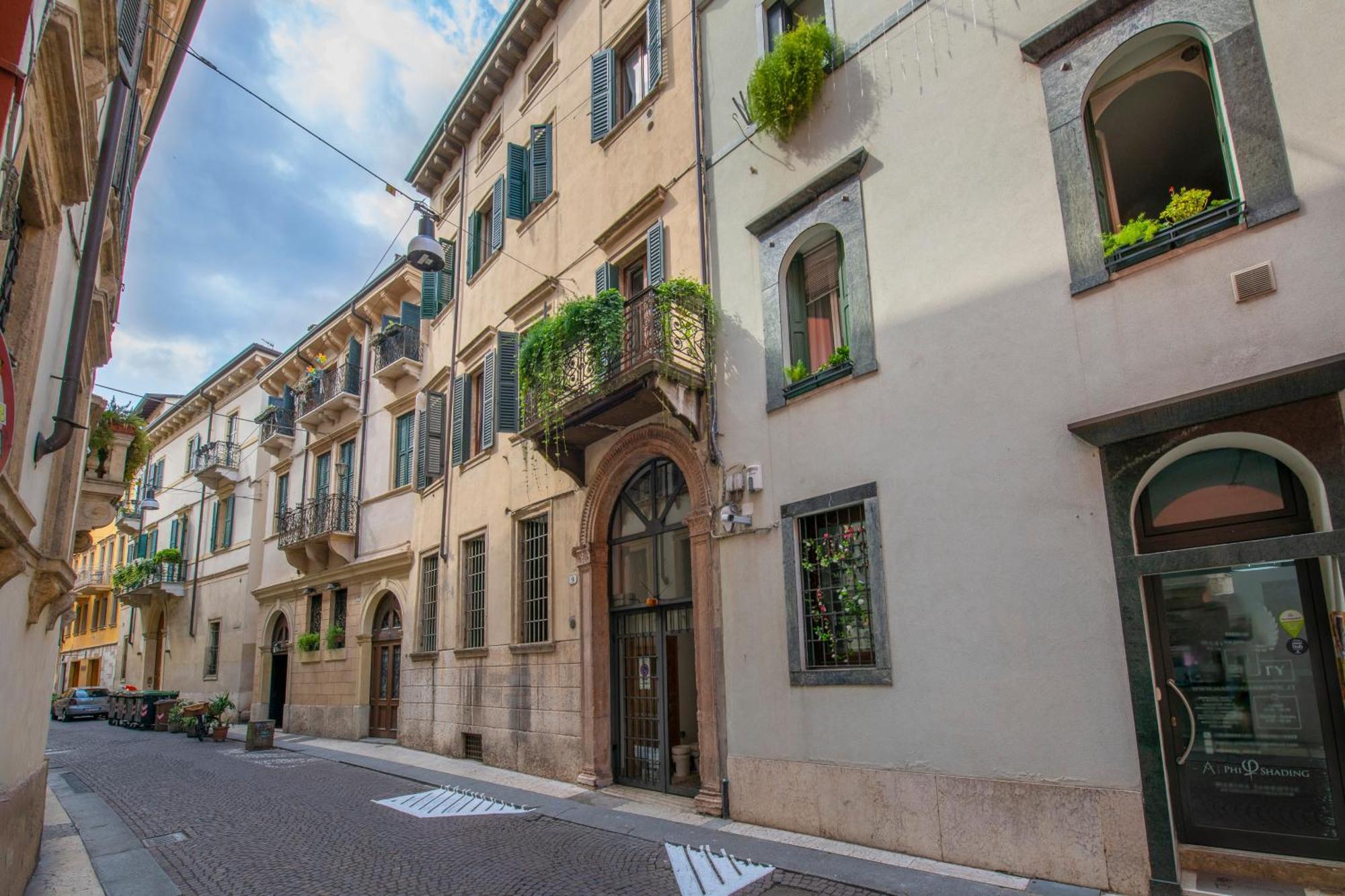 Borsarihouse Wifi & Smarttv Lägenhet Verona Exteriör bild